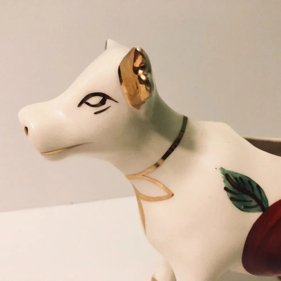 Vintage Ceramic Cow Creamer Figurine Apple 8 Inch Long Farm  Animal - Picture 4 of 12